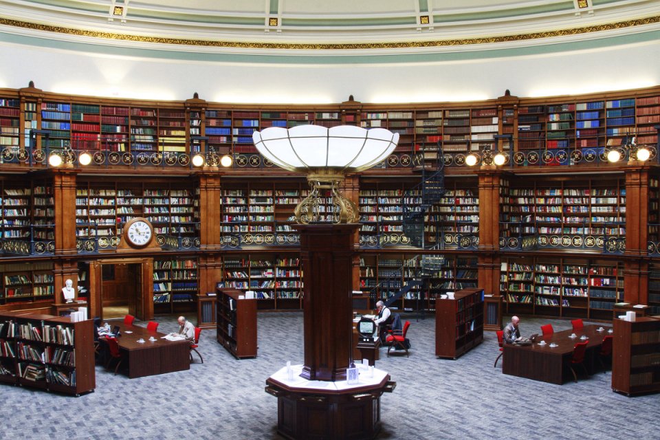 🏛️ 리버풀 중앙 도서관